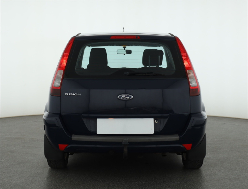 Ford Fusion, 2011