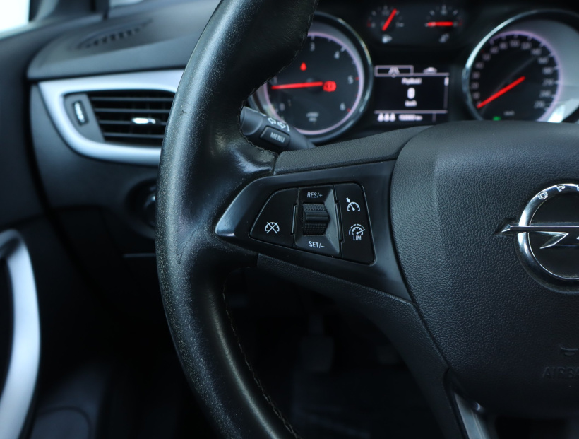 Opel Astra, 2018