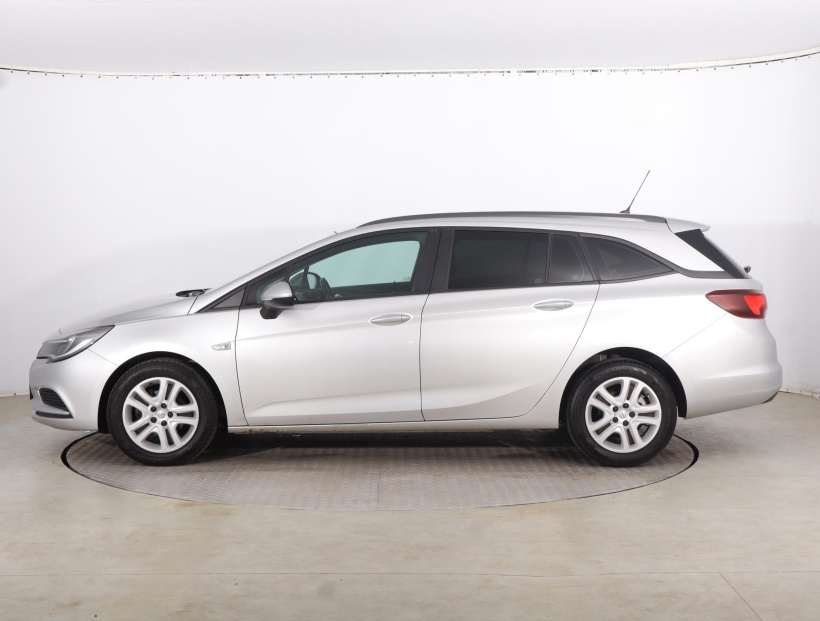 Opel Astra, 2018