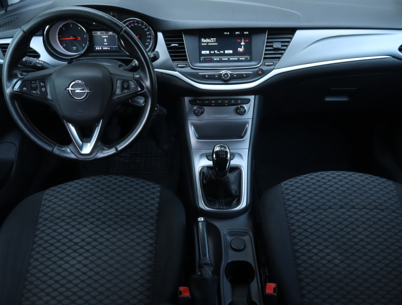 Opel Astra, 2018