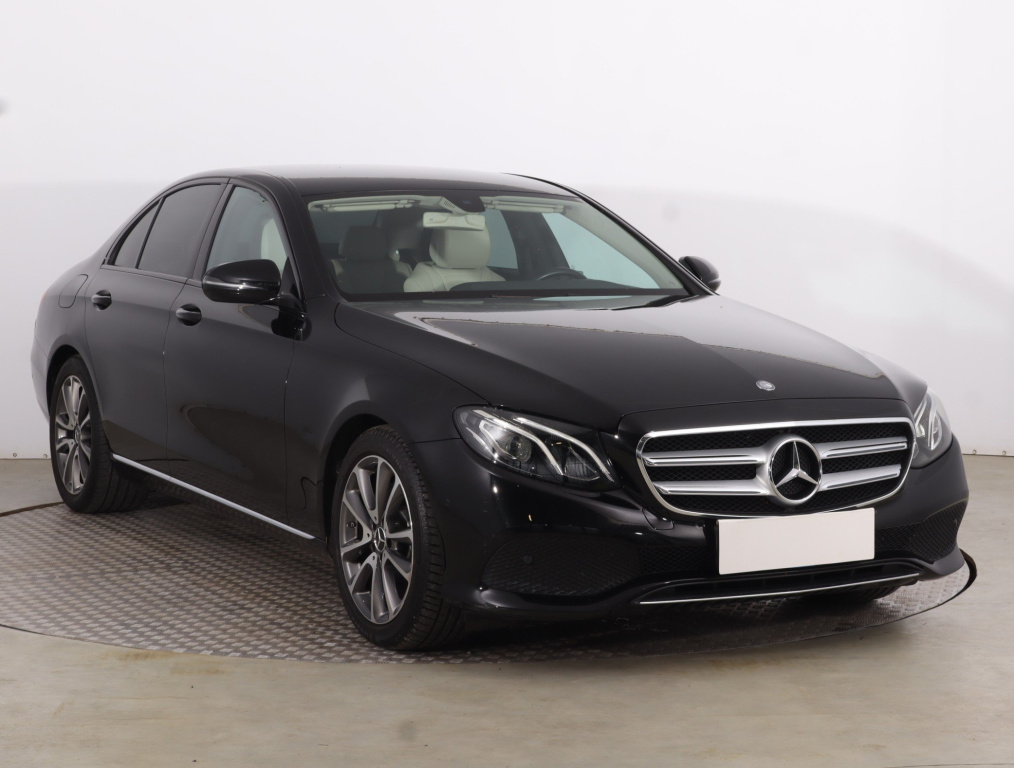 Mercedes-Benz E