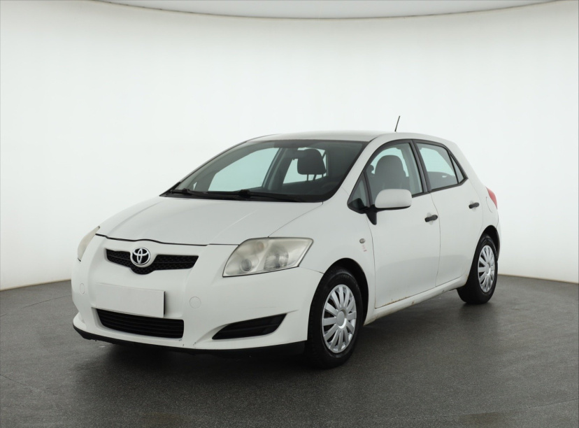Toyota Auris, 2008