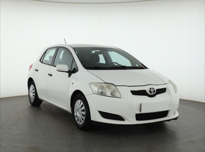 Toyota Auris, 2008