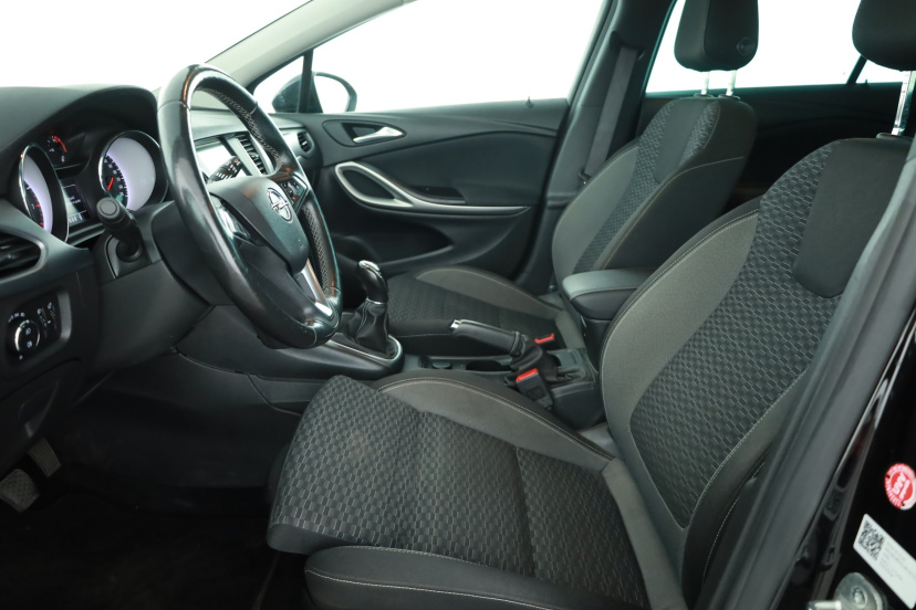 Opel Astra, 2020