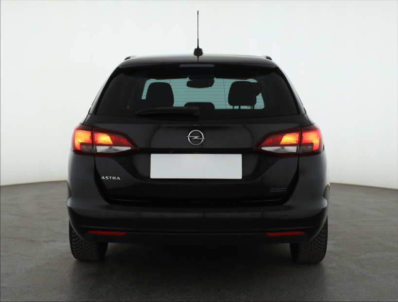 Opel Astra, 2020