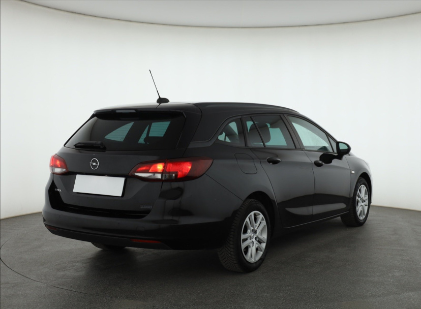 Opel Astra, 2020