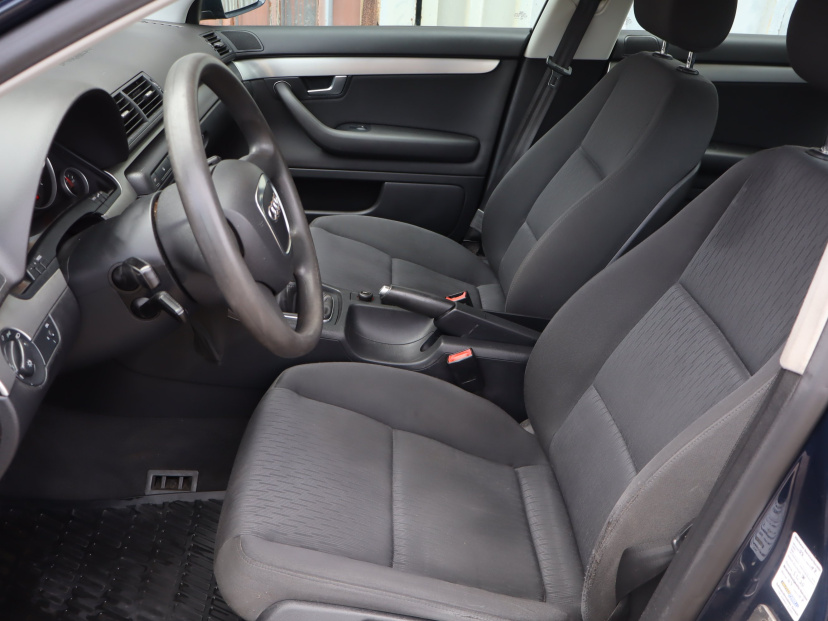 Audi A4, 2005
