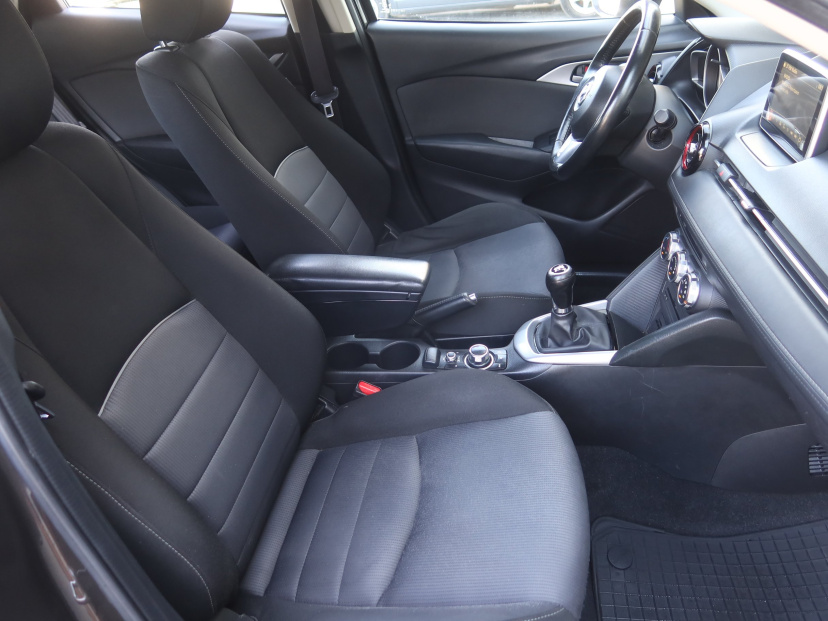 Mazda CX-3, 2016