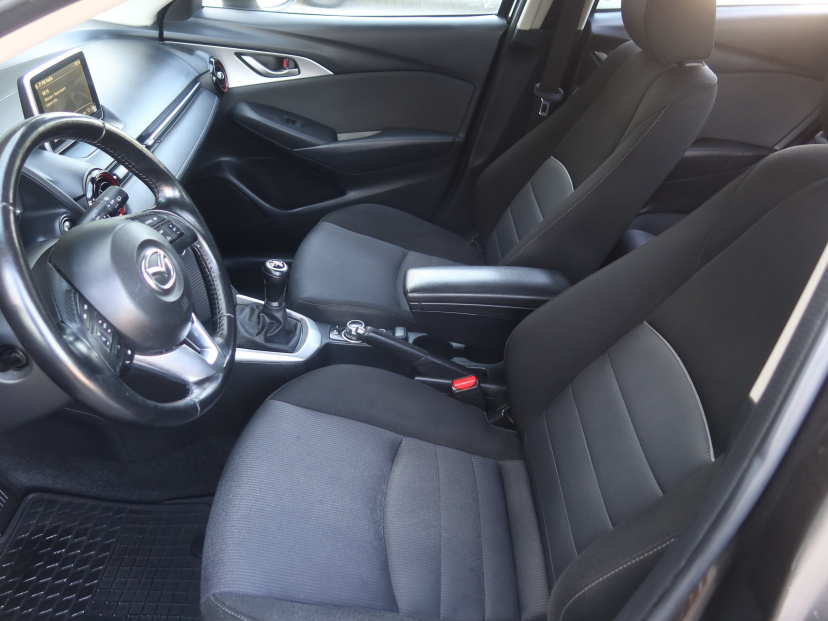 Mazda CX-3, 2016