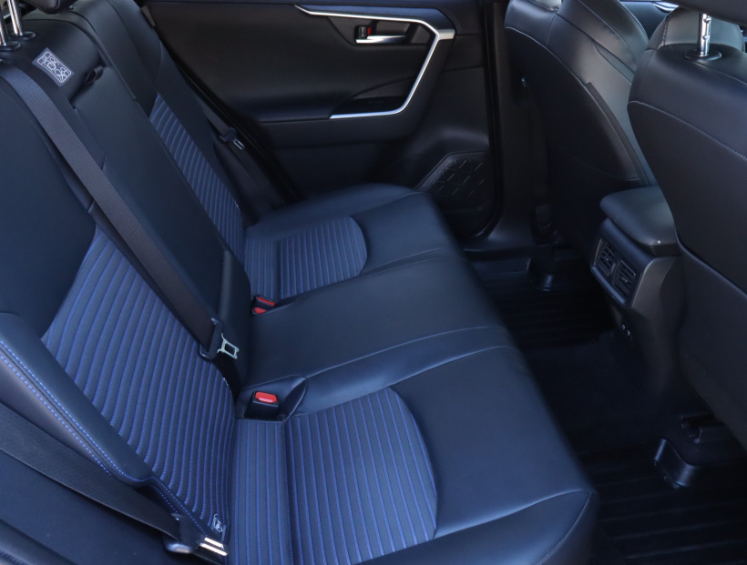Toyota RAV 4, 2020