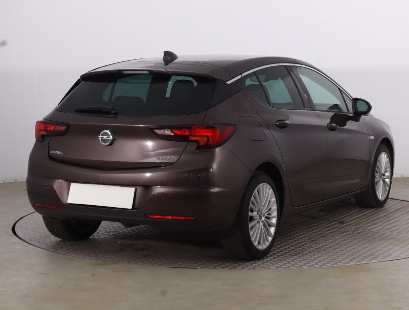Opel Astra, 2016