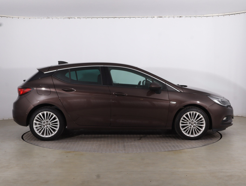 Opel Astra, 2016