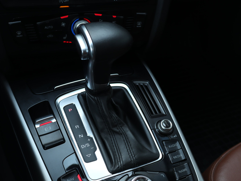 Audi A4, 2013