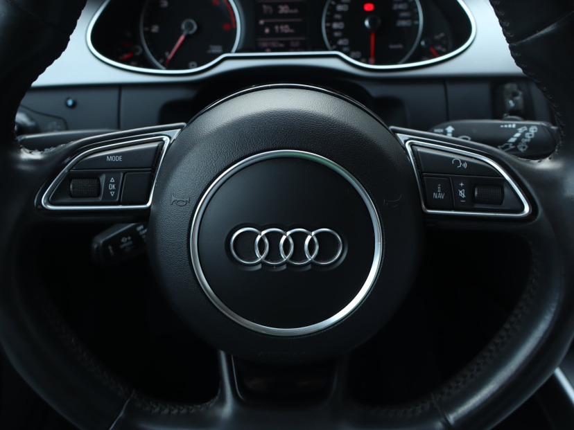 Audi A4, 2013