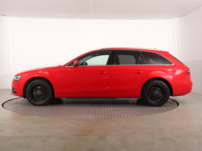 Audi A4, 2013