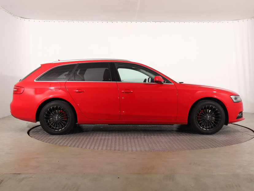 Audi A4, 2013