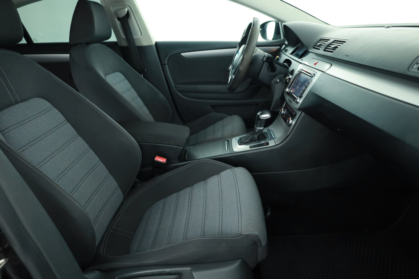 Volkswagen Passat CC, 2008