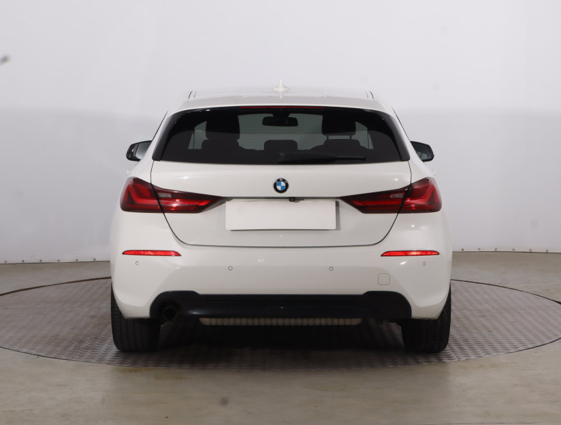 BMW 1, 2020