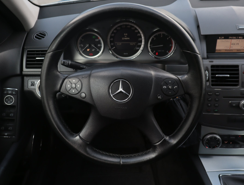 Mercedes-Benz C, 2009