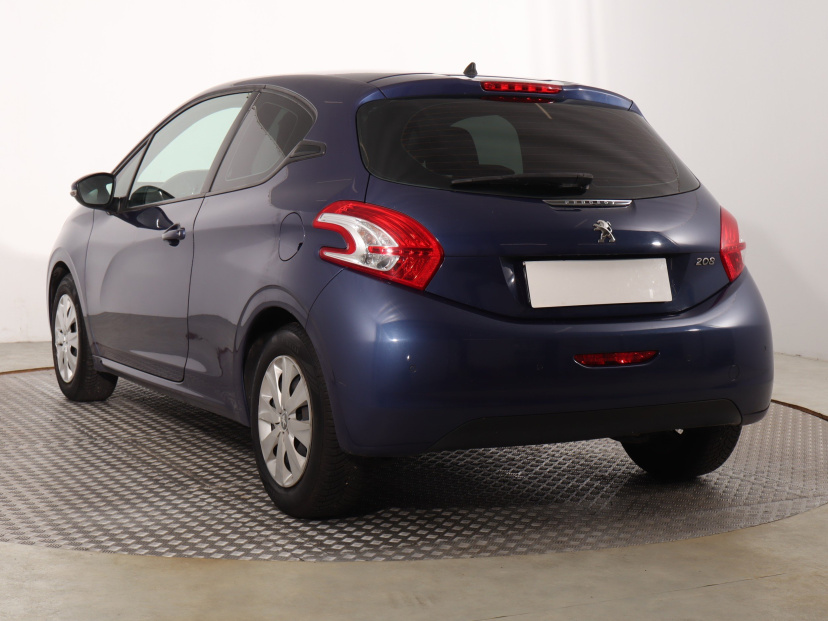 Peugeot 208, 2014