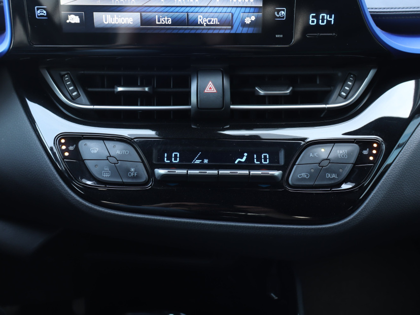 Toyota C-HR, 2017