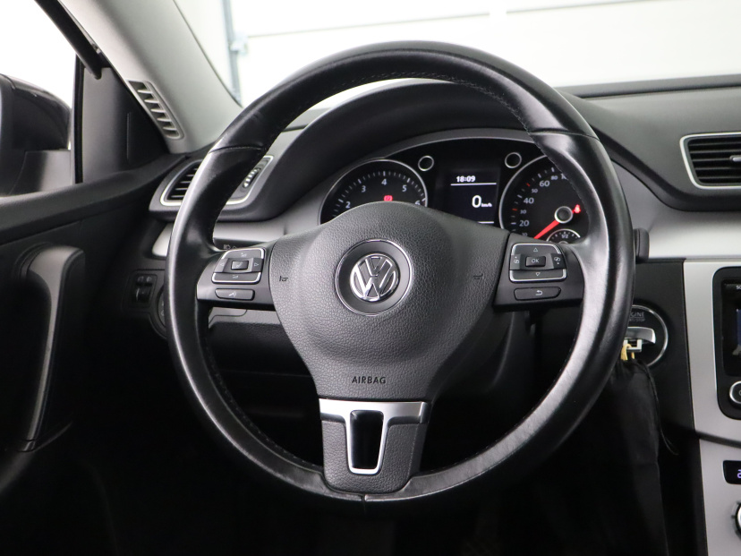 Volkswagen Passat, 2014