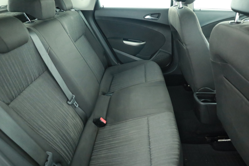 Opel Astra, 2009