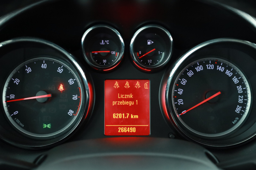 Opel Astra, 2009