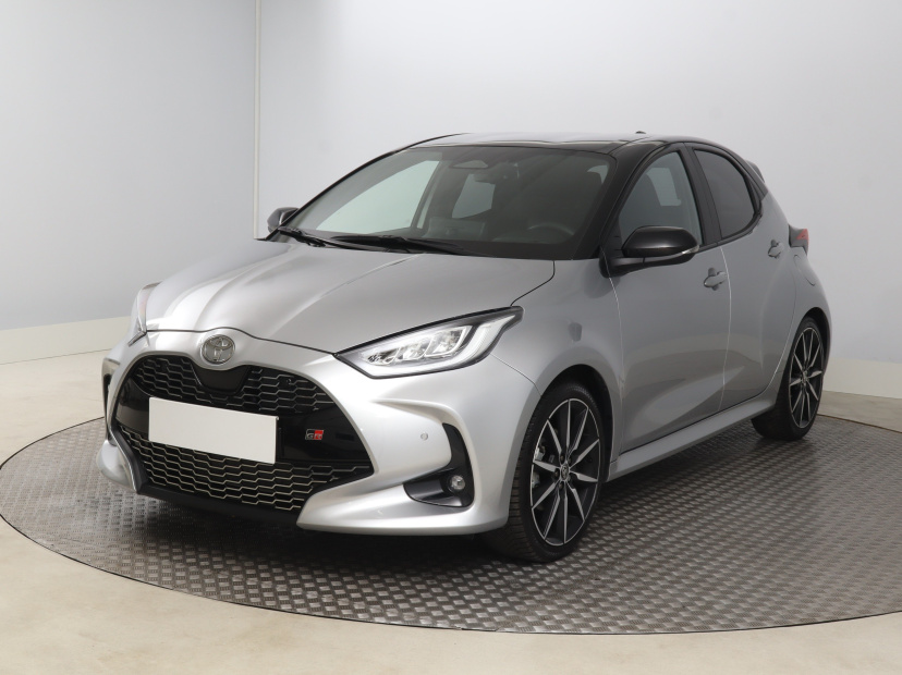 Toyota Yaris, 2025