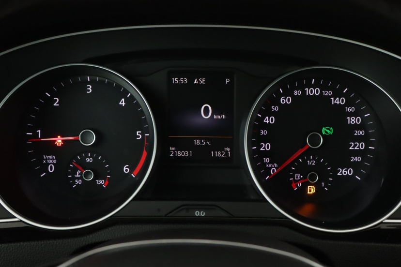 Volkswagen Passat, 2015