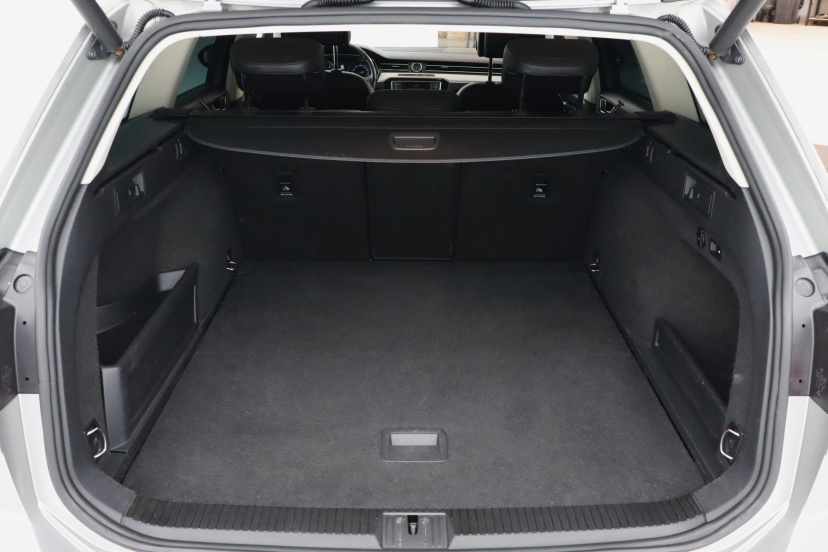 Volkswagen Passat, 2015