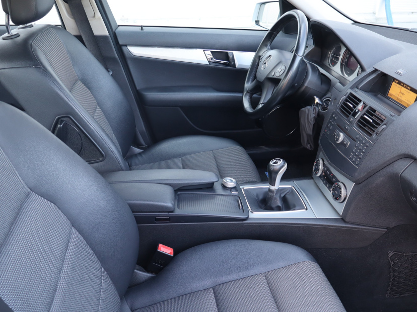Mercedes-Benz C, 2009
