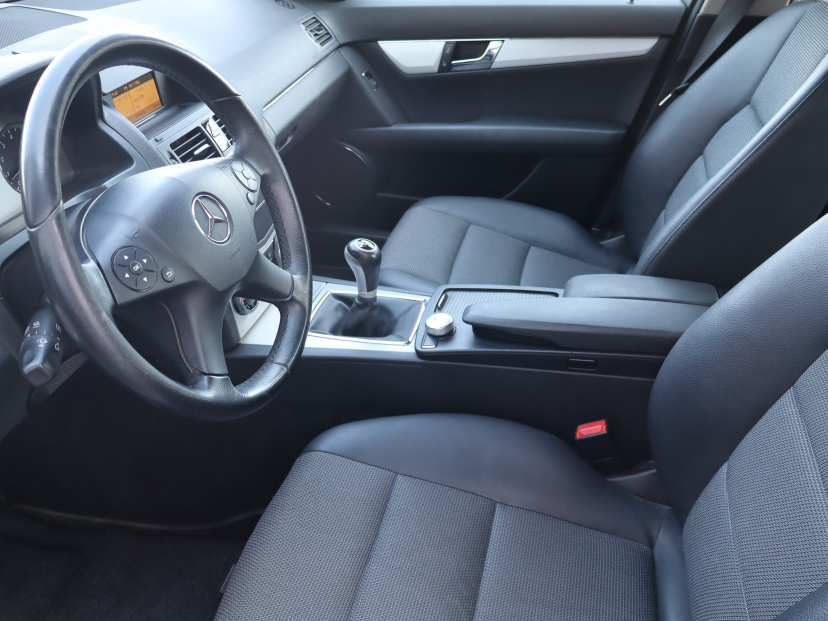 Mercedes-Benz C, 2009