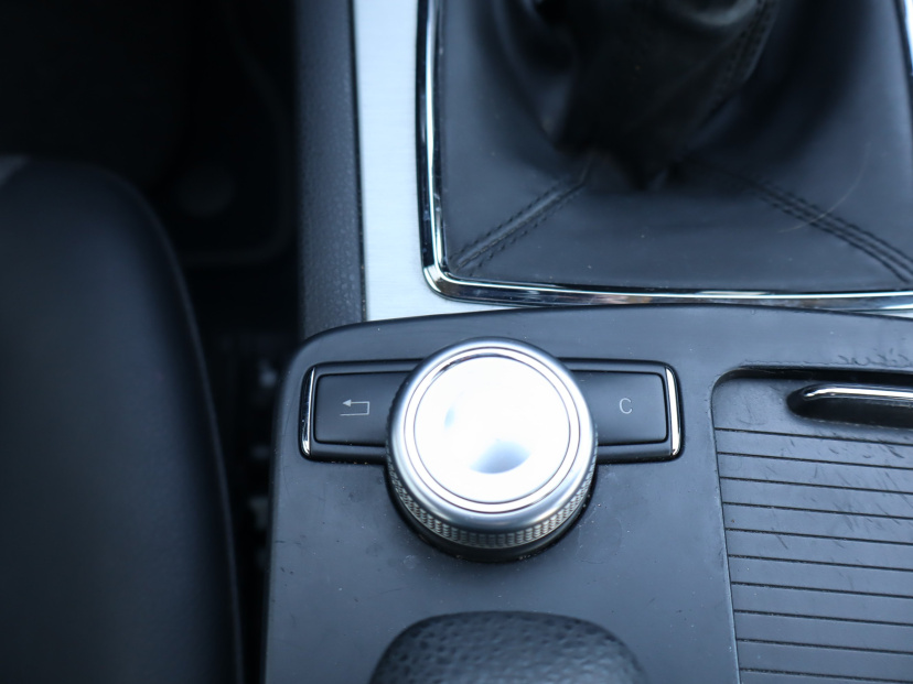 Mercedes-Benz C, 2009
