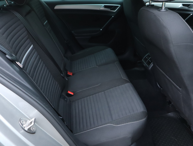 Volkswagen Golf, 2014
