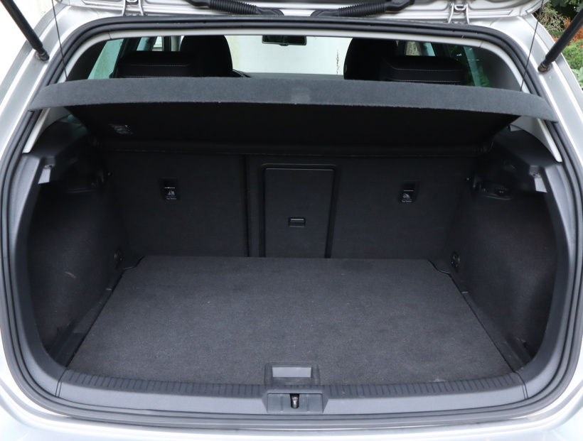Volkswagen Golf, 2014
