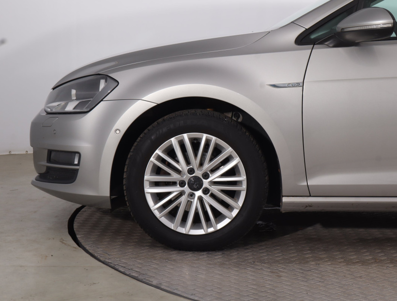 Volkswagen Golf, 2014