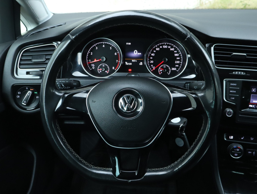 Volkswagen Golf, 2014
