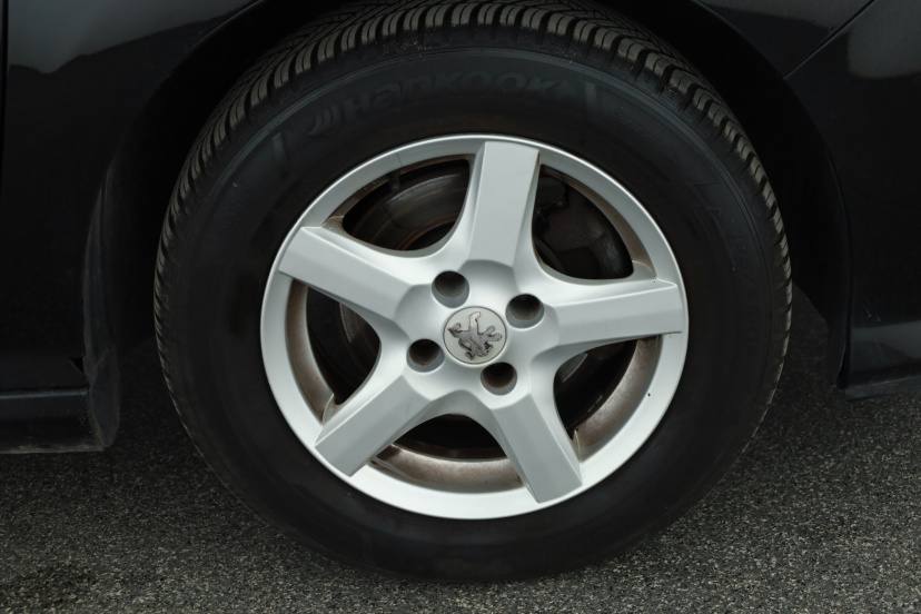 Peugeot 308, 2009