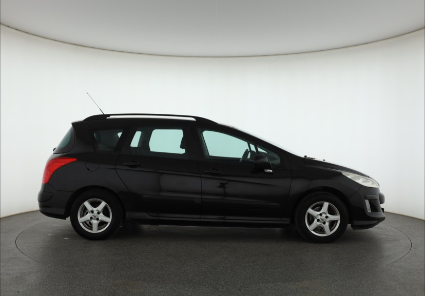 Peugeot 308, 2009