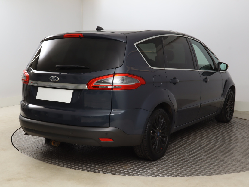Ford S-Max, 2011