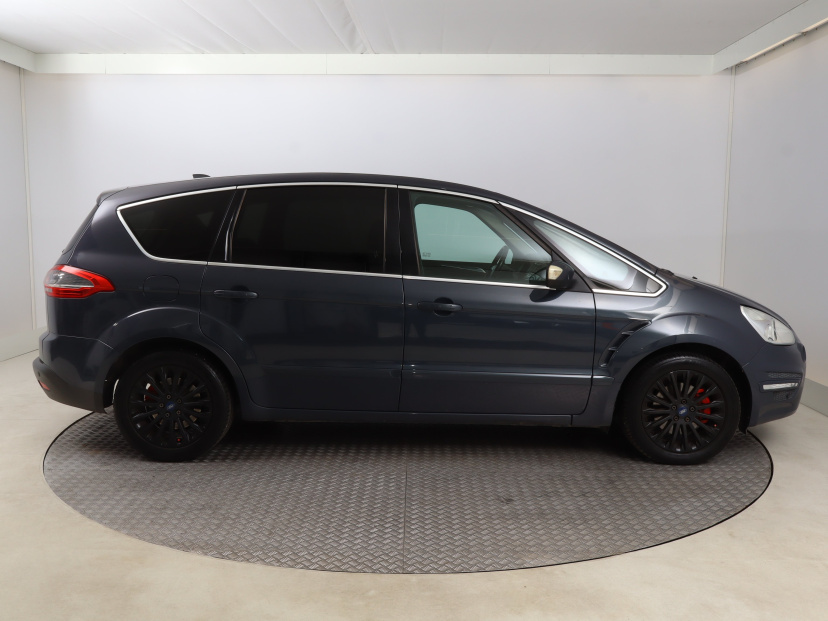 Ford S-Max, 2011