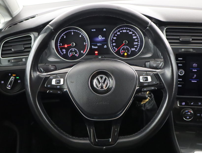 Volkswagen Golf, 2020