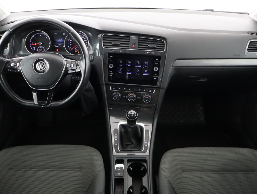 Volkswagen Golf, 2020