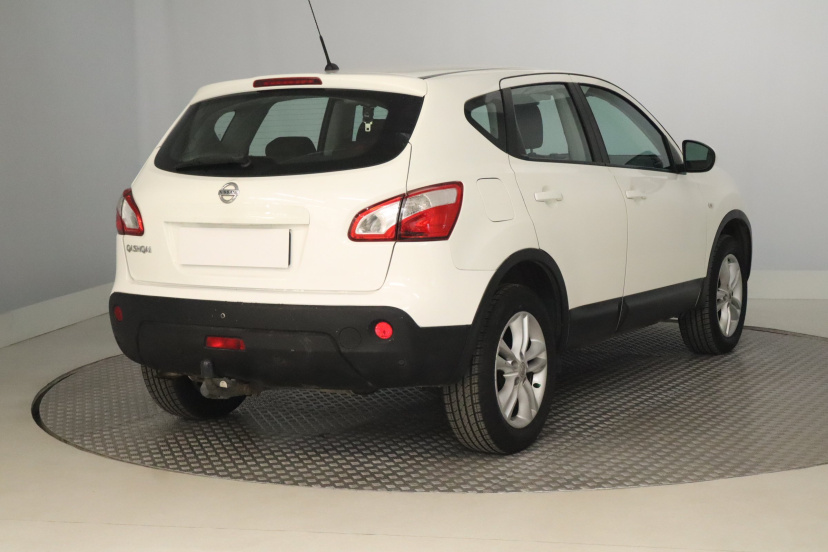 Nissan Qashqai, 2011