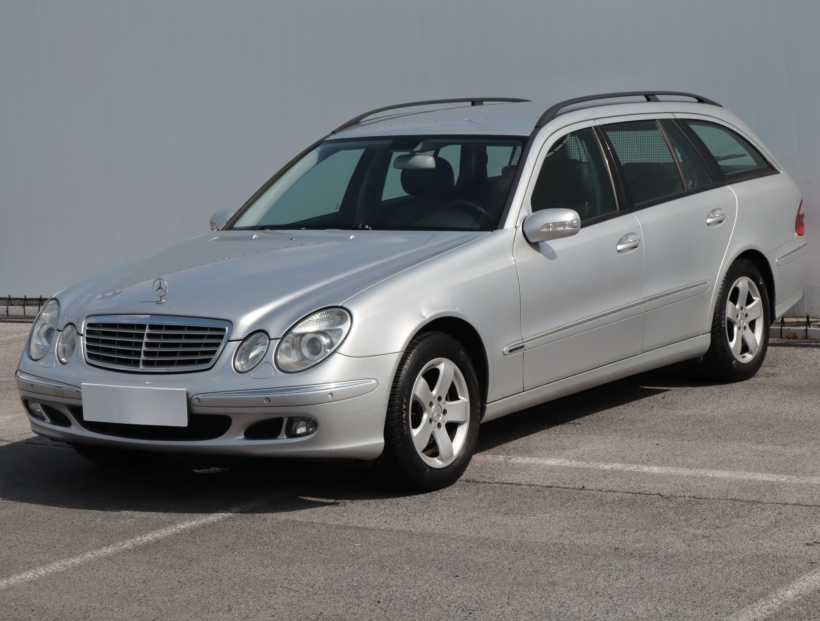 Mercedes-Benz E, 2005