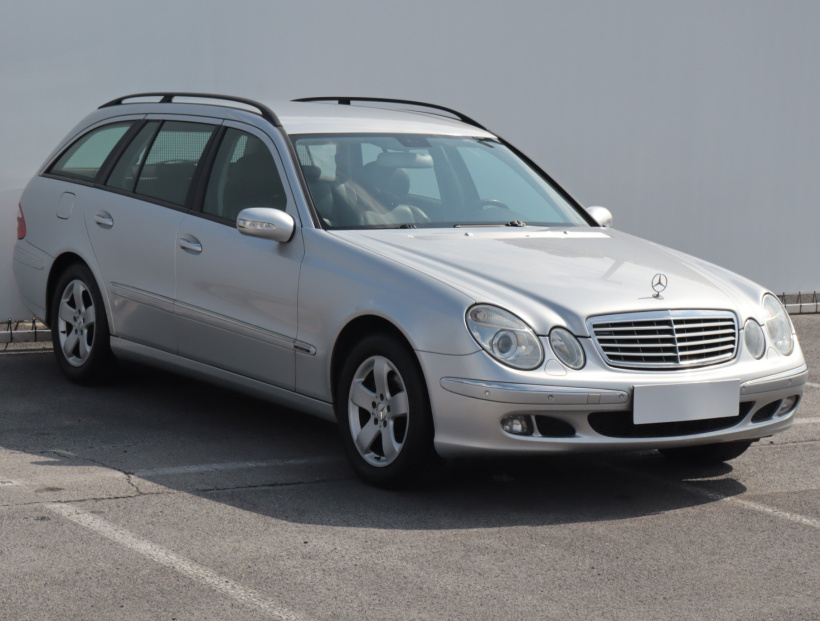 Mercedes-Benz E, 2005