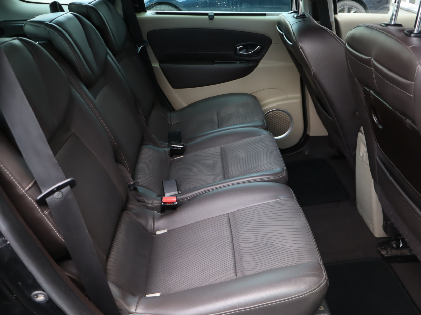 Renault Grand Scenic, 2011