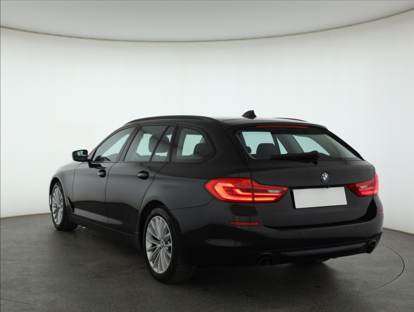 BMW 5, 2020
