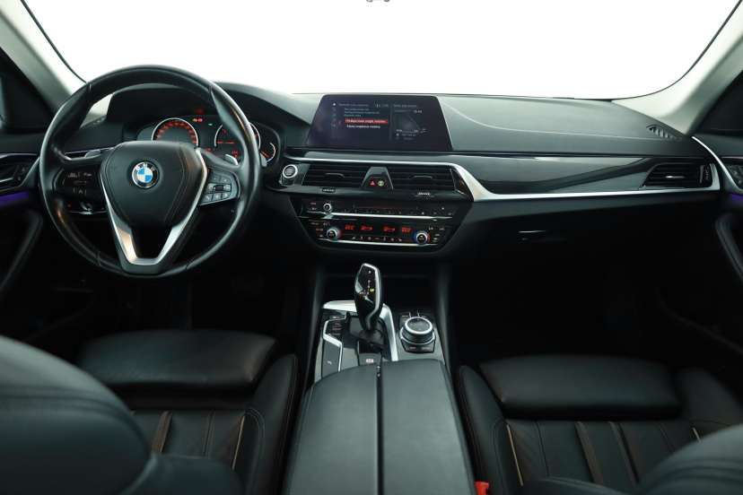 BMW 5, 2020